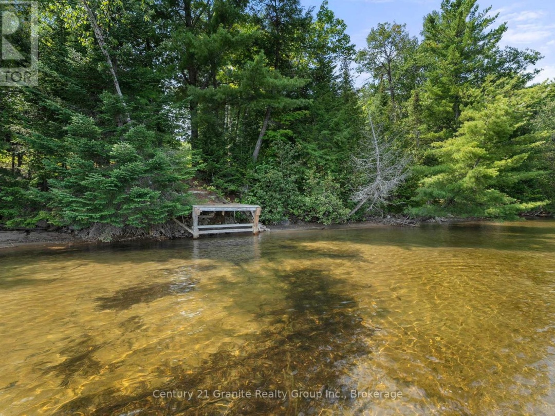 1753 NORTHSHORE ROAD, Maple Lake