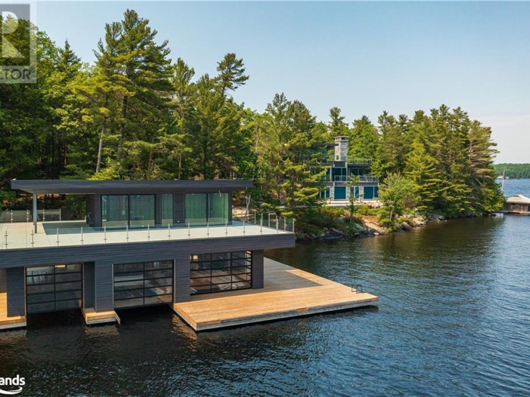 1 Bass Island, Lake Muskoka