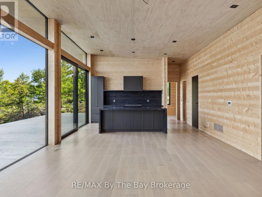 11324 ISLAND 1810/BONE ISLAND, Georgian Bay