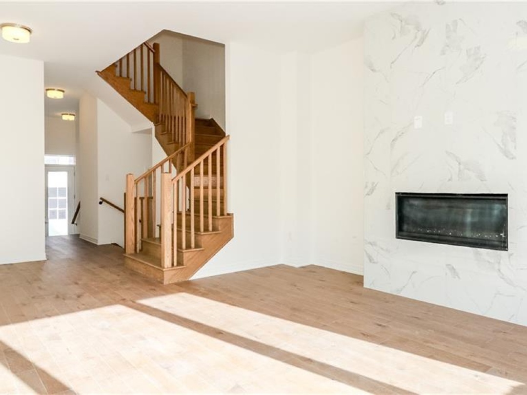 3778 SUNBANK Crescent, 