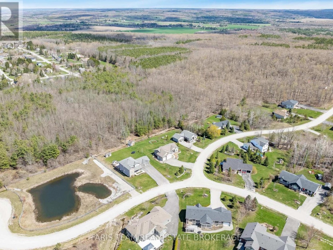 53 BOYD CRESCENT, Oro-Medonte (Moonstone)