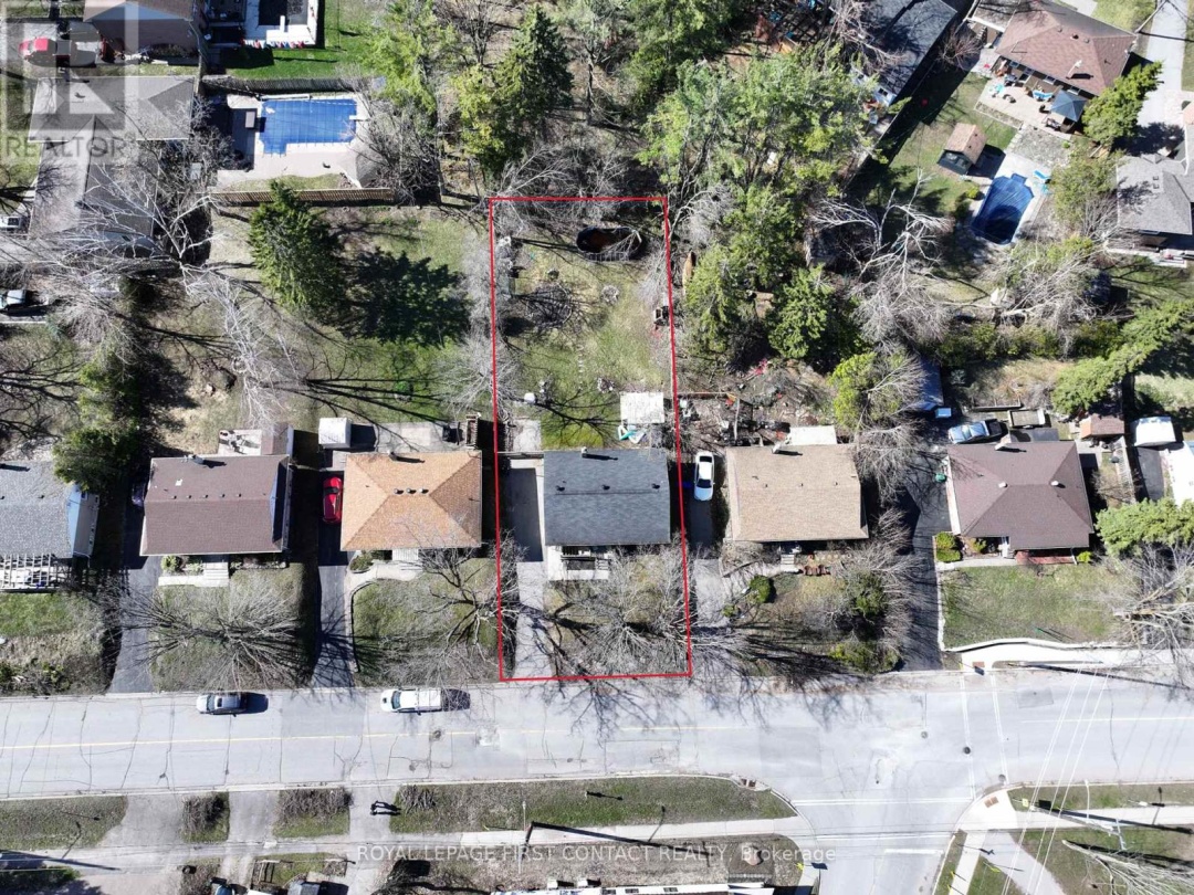 48 BRANT STREET W, 