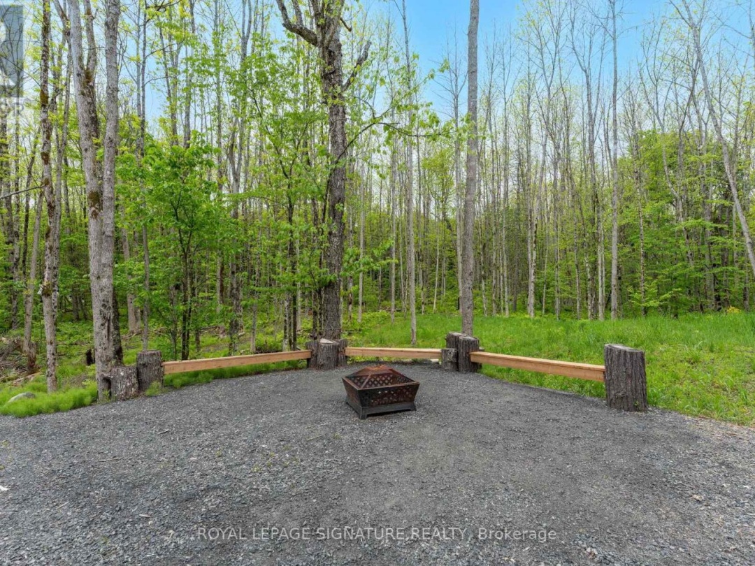 44 SUNNYSHORE PARK DRIVE, McKellar