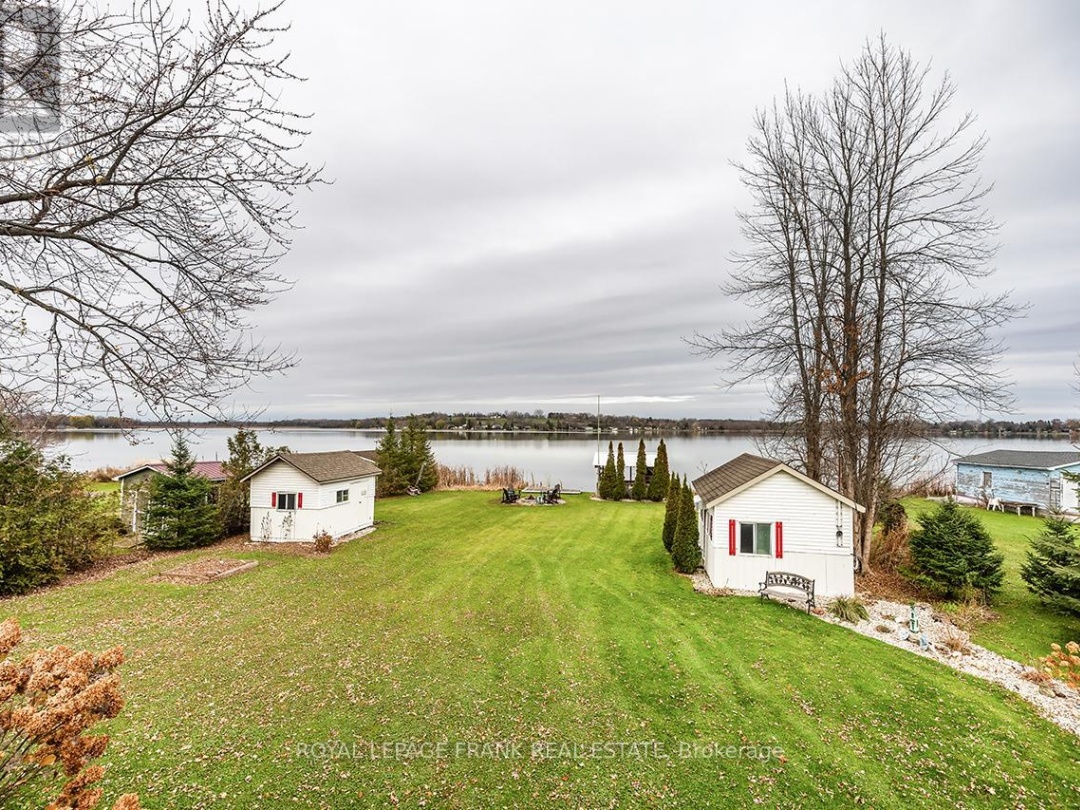 25 Shelley Drive, Scugog Lake