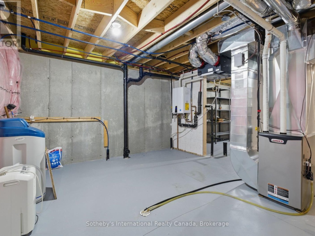 30 SERENITY PLACE CRESCENT, 