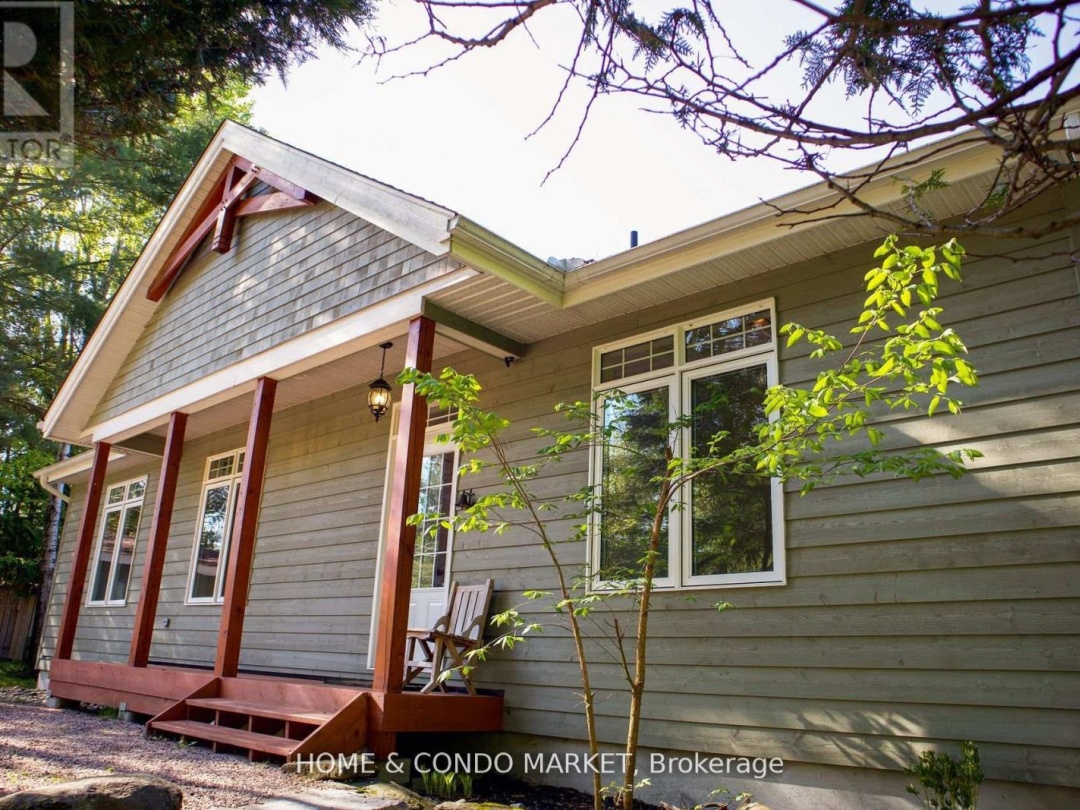 14 CHARLES AVENUE, Manitouwabing Lake