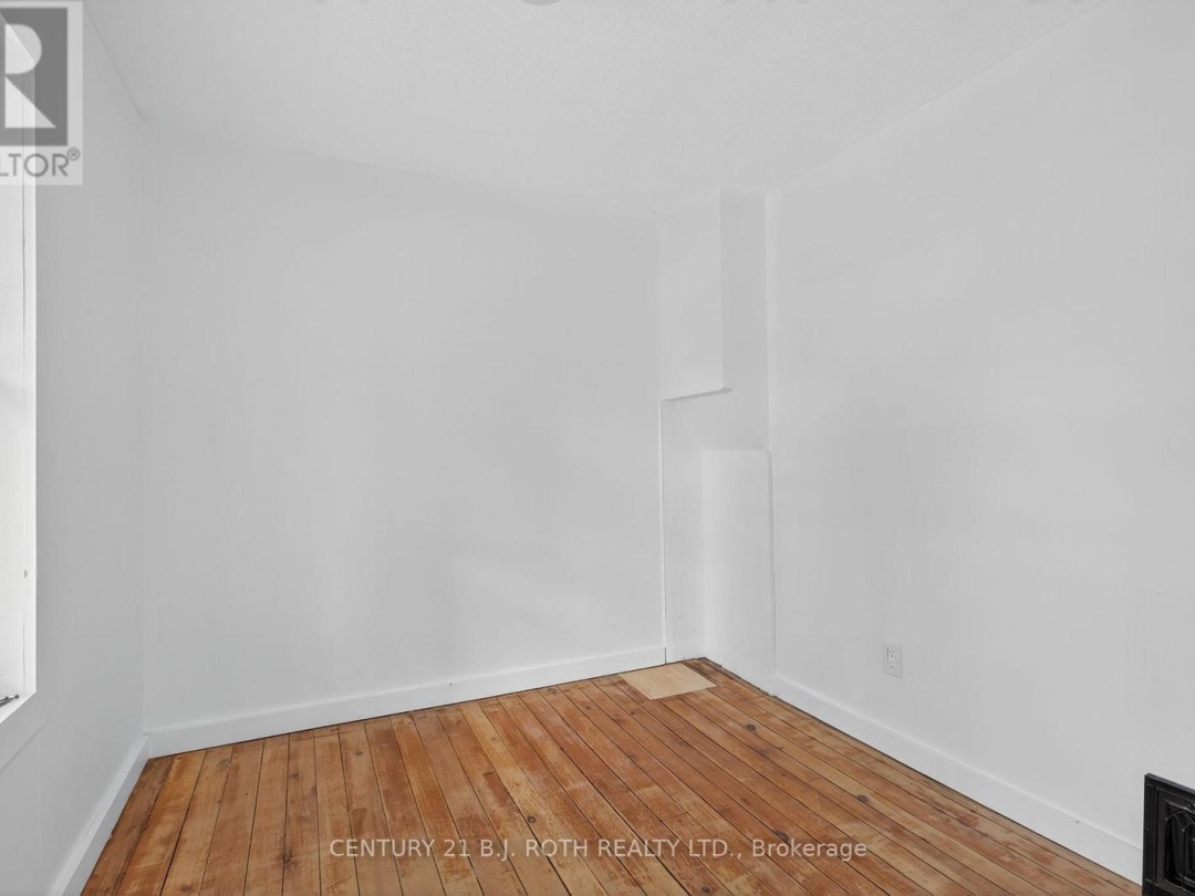 153 LACLIE STREET, 