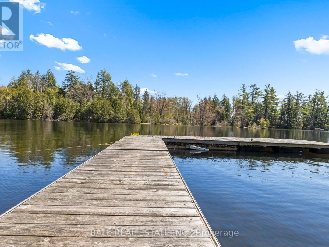 479 EAST CLEAR BAY ROAD, Crystal Lake