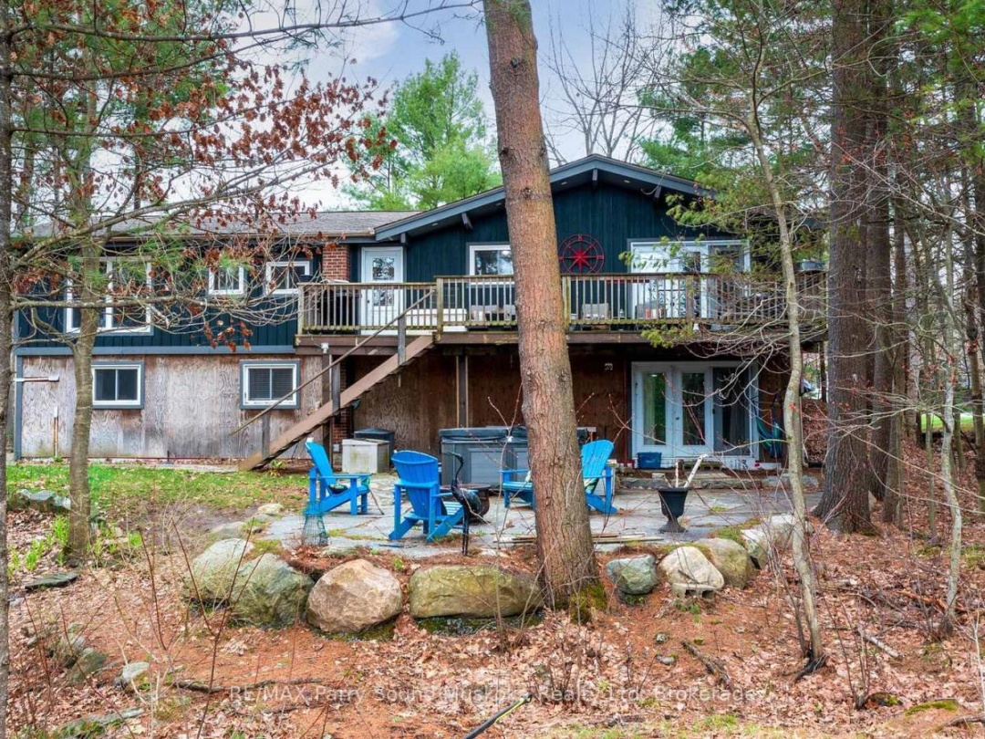 11 BRENDA AVENUE, Parry Sound