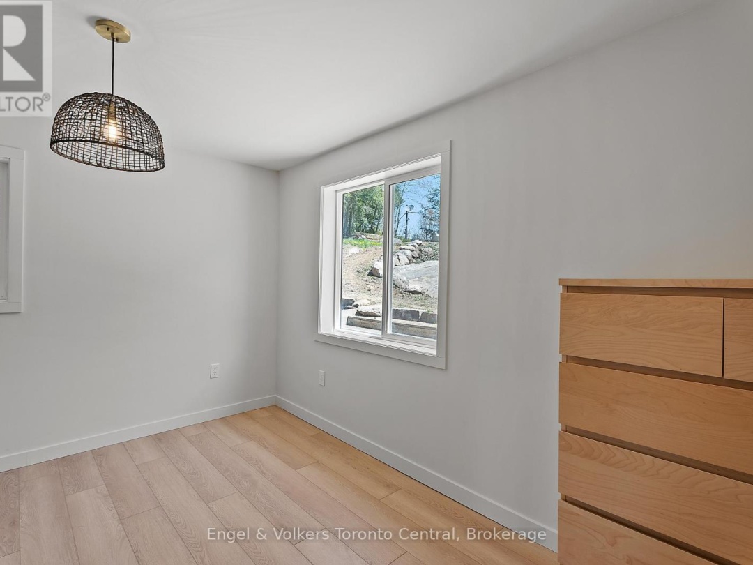 1457 LAKE JOSEPH ROAD, McTaggart Lake