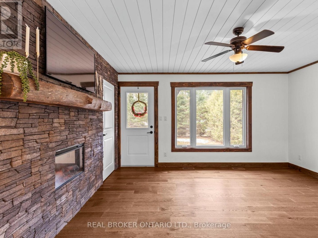 1401 NORTH SHORE ROAD, Algonquin Highlands (Stanhope)