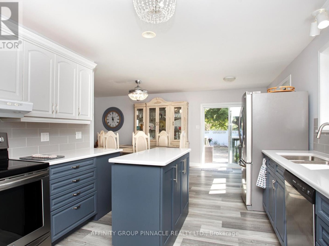 74 WILLIAM STREET, Kawartha Lakes (Bobcaygeon)