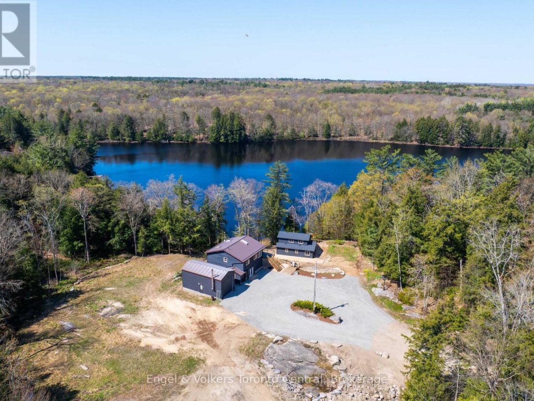 1457 LAKE JOSEPH ROAD, McTaggart Lake