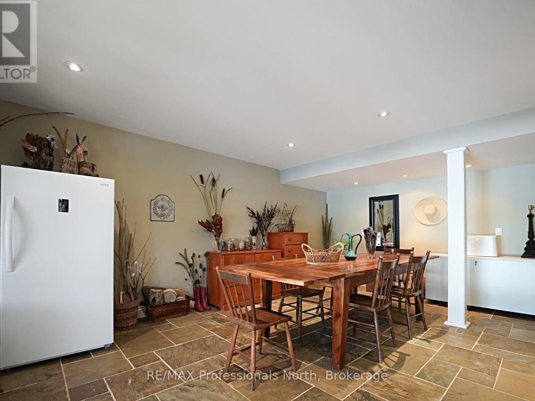 1111 JONES ROAD, Kushog Lake