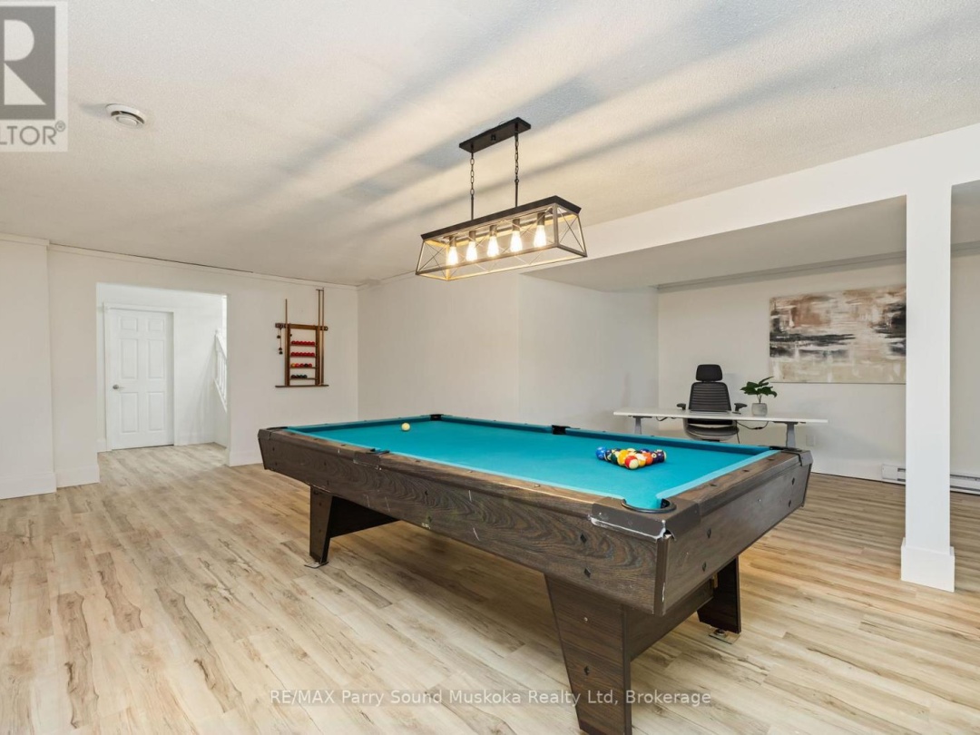 31 LAKE FOREST DRIVE, McDougall