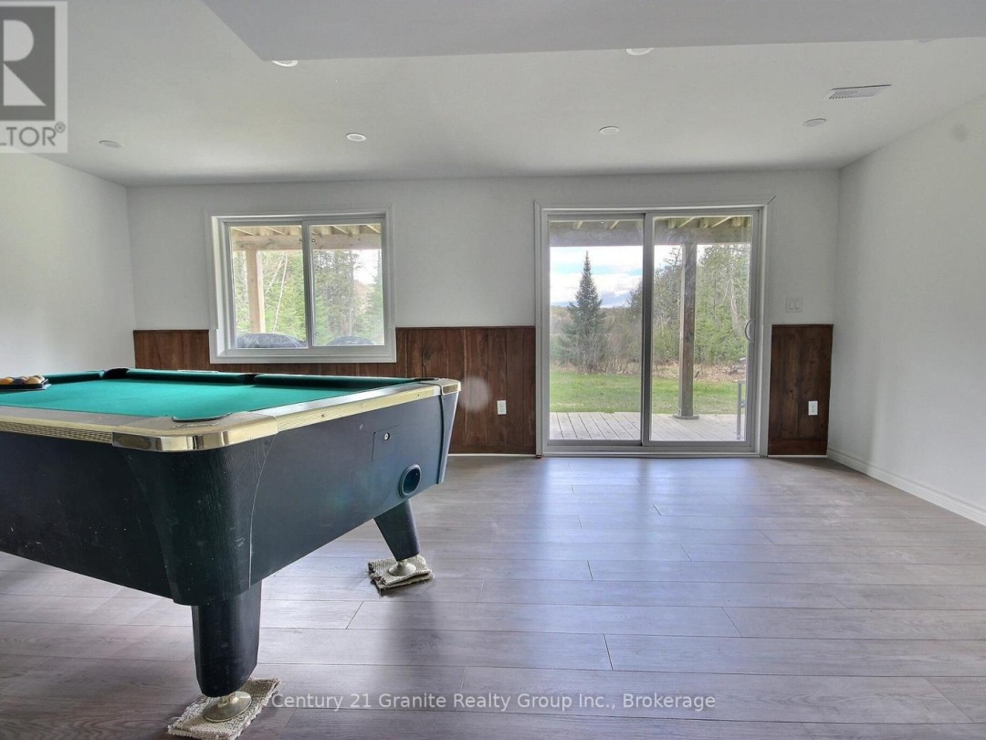1037 ANDEK TRAIL, Salerno Lake