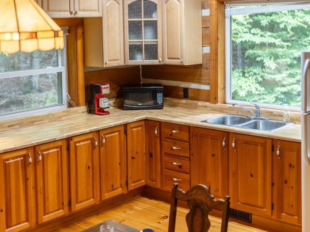 19221 HIGHWAY 118, Highlands East (Monmouth)