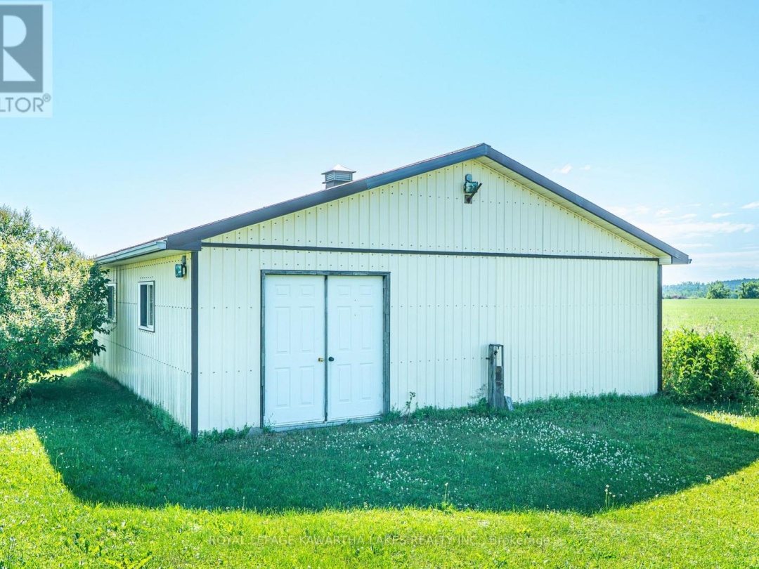 120 MARK ROAD, Kawartha Lakes (Fenelon)