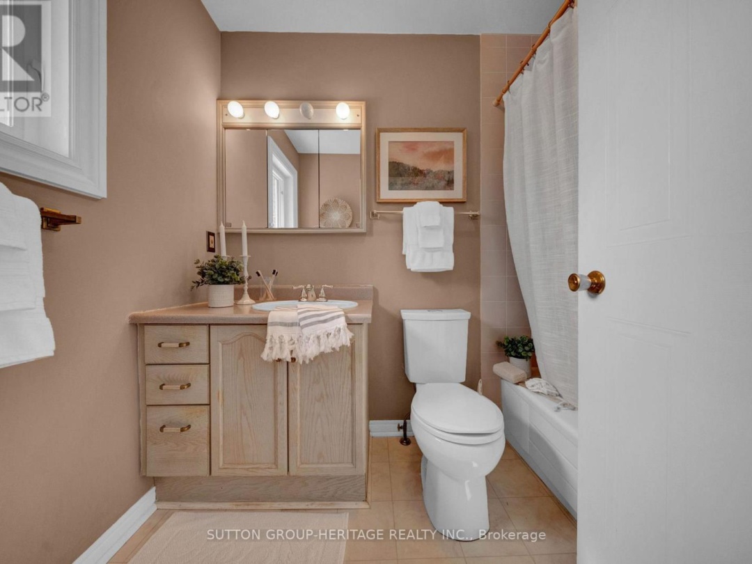 48 CEDARTREE LANE, Kawartha Lakes (Bobcaygeon)
