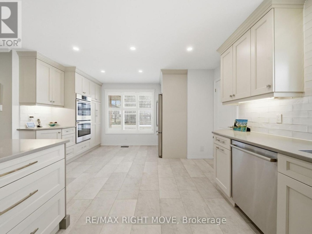 2 LAVENDER COURT, Ramara