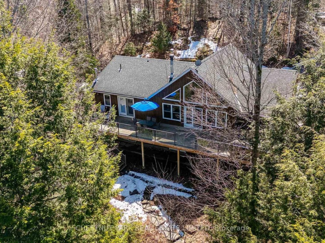 1018 RATTLESNAKE ROAD, Redstone Lake