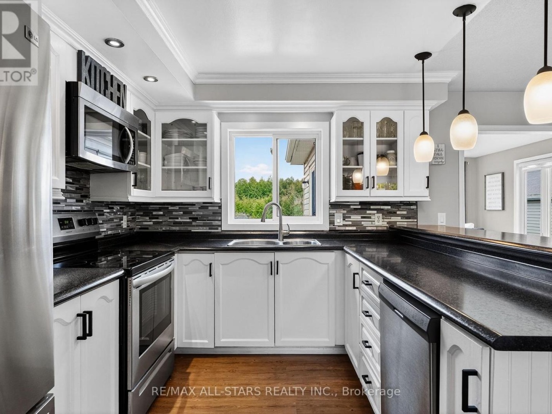 646 THE GLEN ROAD, Kawartha Lakes (Mariposa)