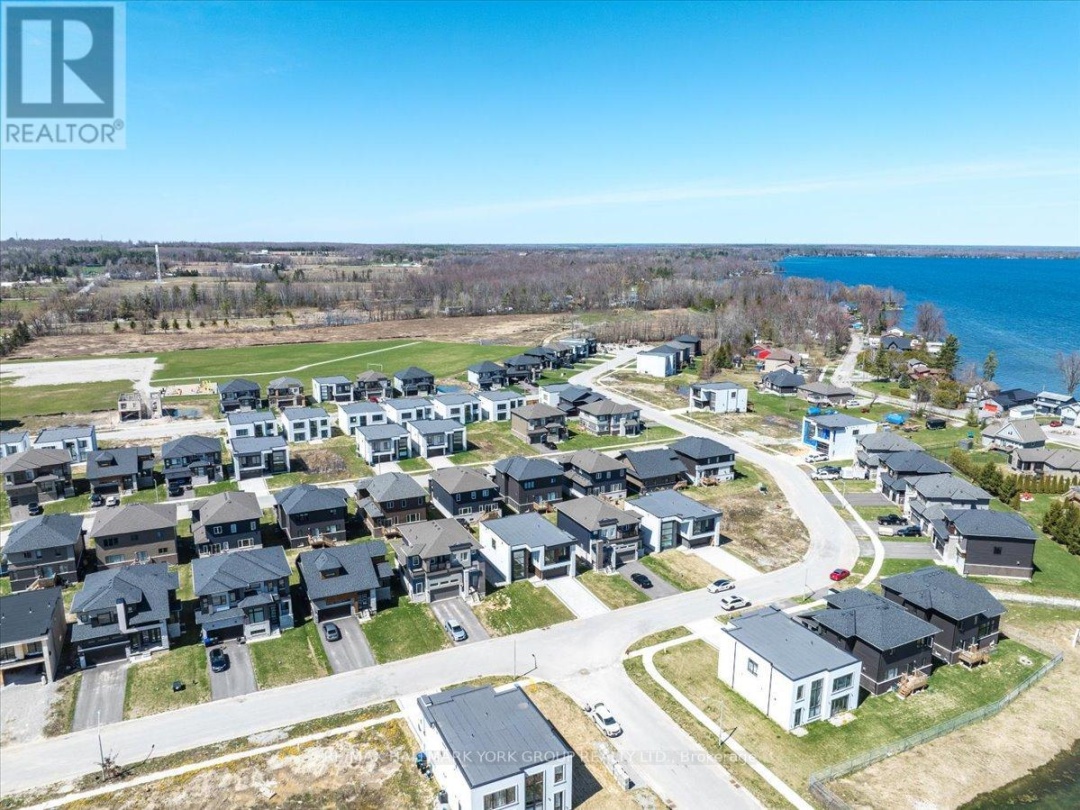 3740 LAKEPOINT DRIVE, Severn (West Shore)