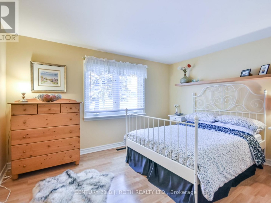 51 Fittons Road W, Orillia