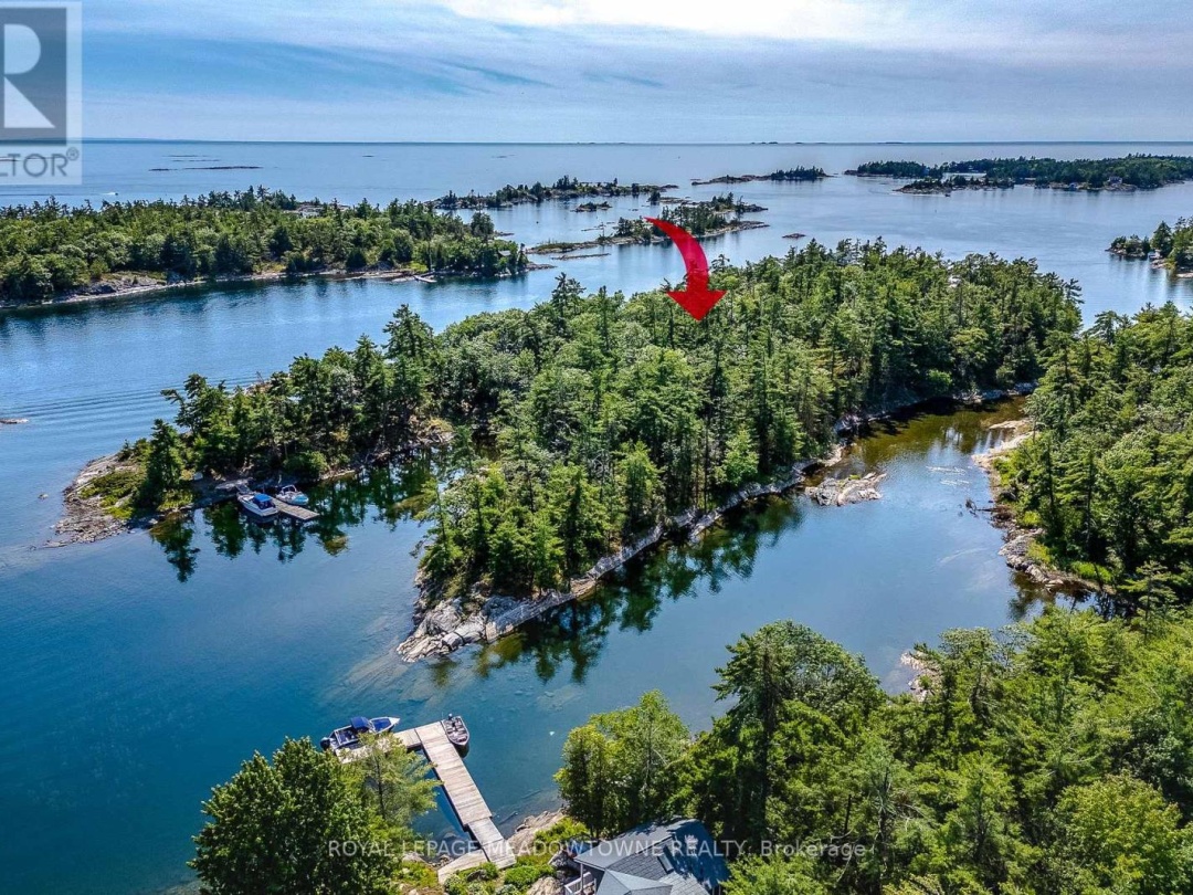 1 GB466 ISLAND AKA TOWER ISLAND, Georgian Bay