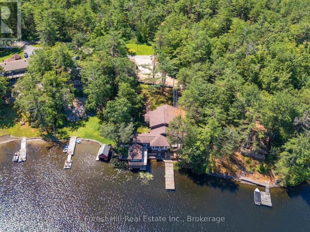1062 PINE LAKE ROAD, 