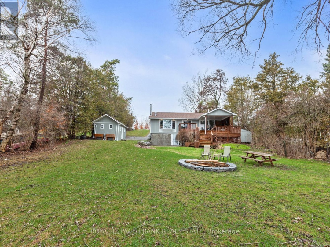 111 BALL POINT ROAD, Lake Scugog