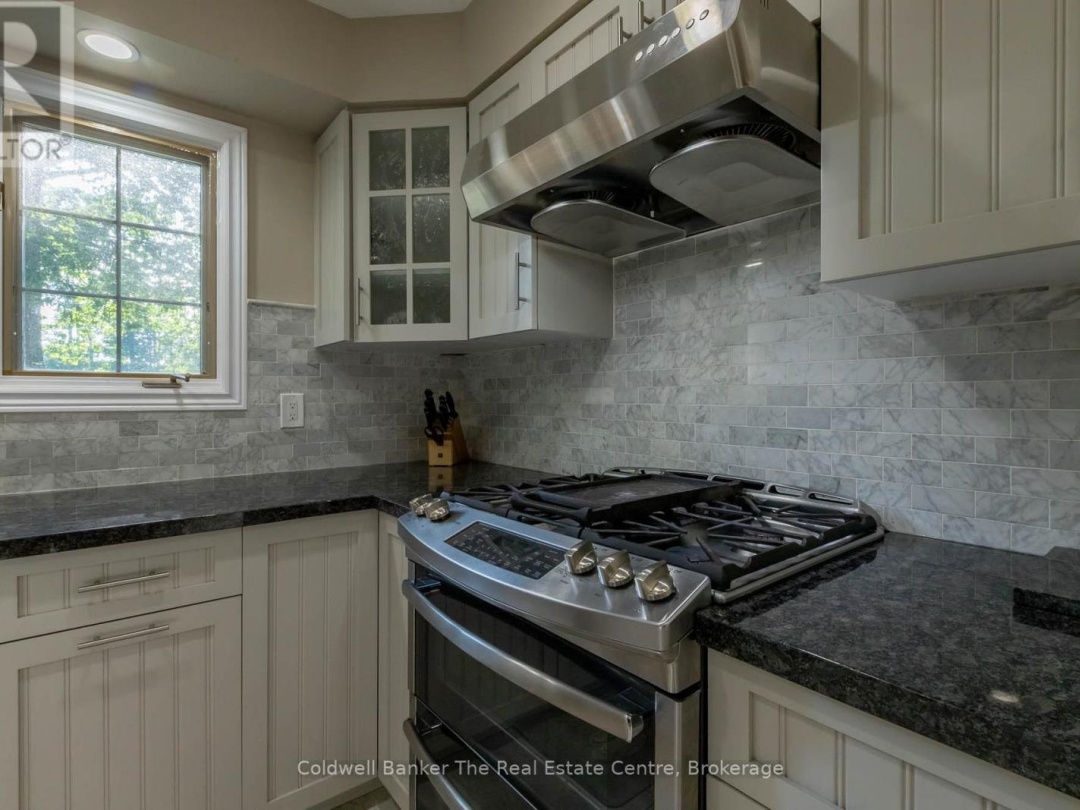 110 FOREST GLEN DRIVE, Gravenhurst (Muskoka (S))