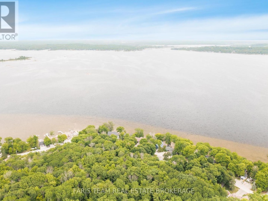 365 ROBINS POINT ROAD, 