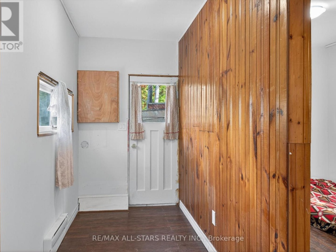60 ELDER STREET, Sturgeon Lake