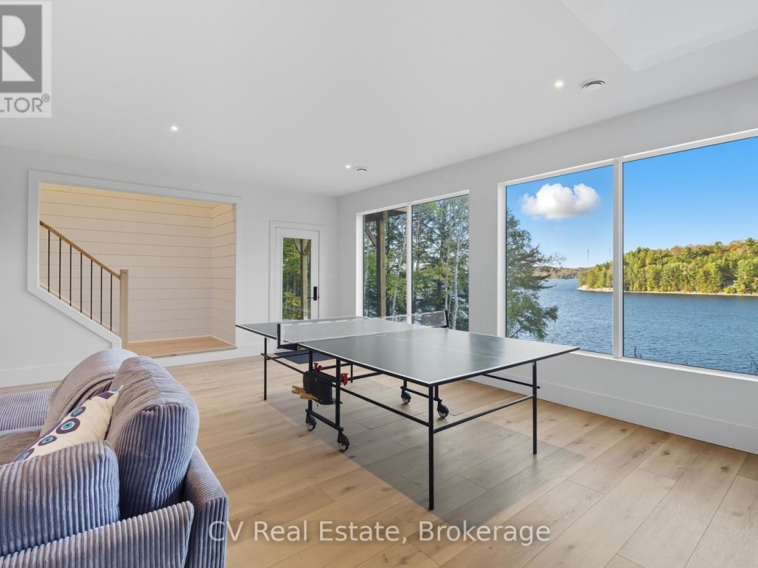 1399 BAYBREEZE LANE, Redstone Lake