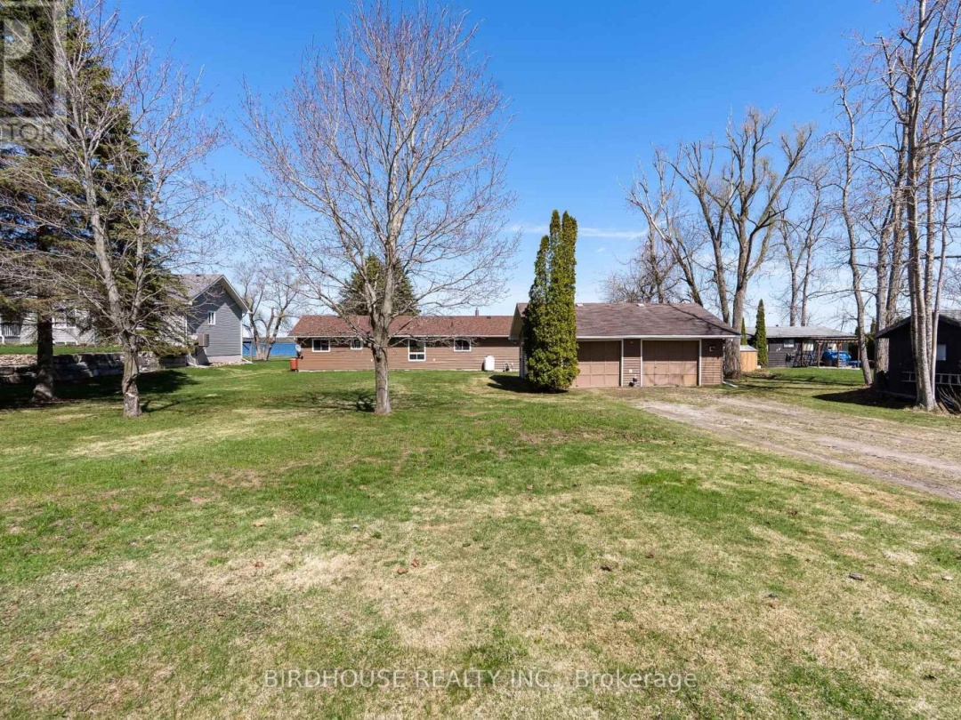 24 GILLIS STREET, Sturgeon Lake