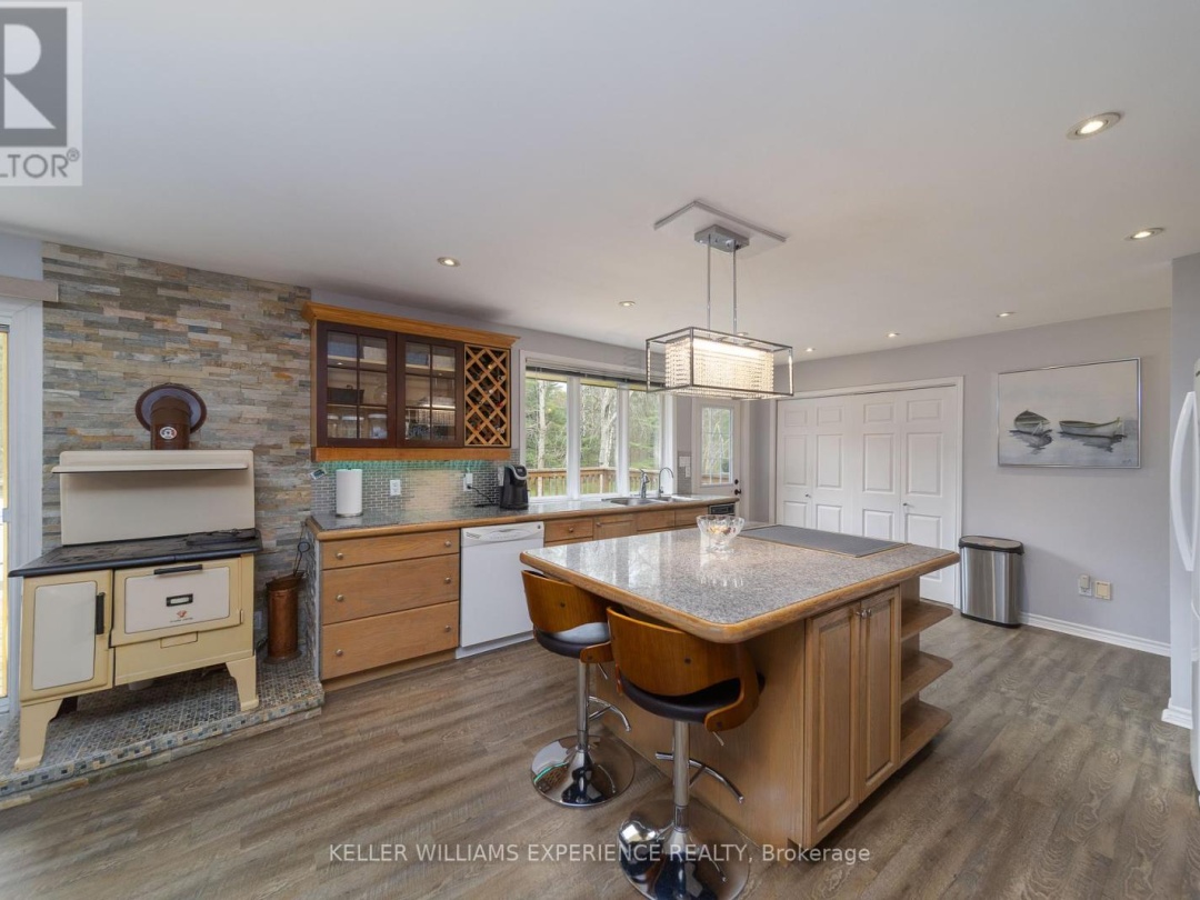 1936 PENINSULA POINT ROAD, 