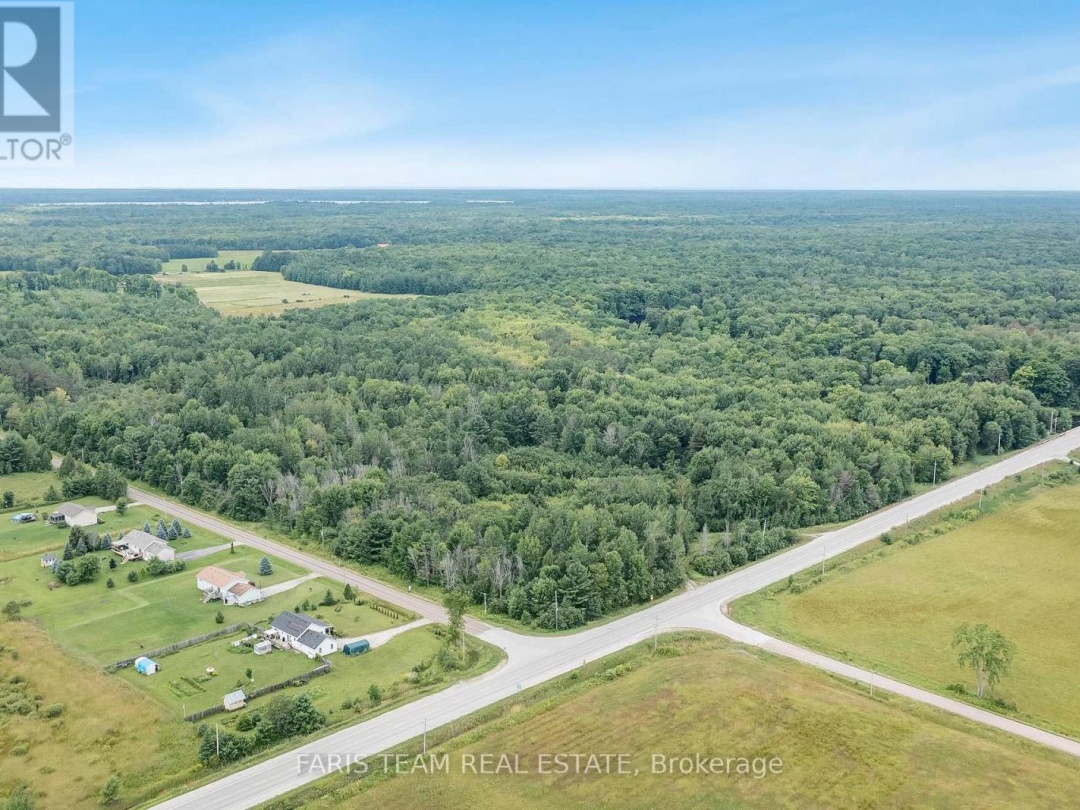 6928 County Road 169, Black Lake