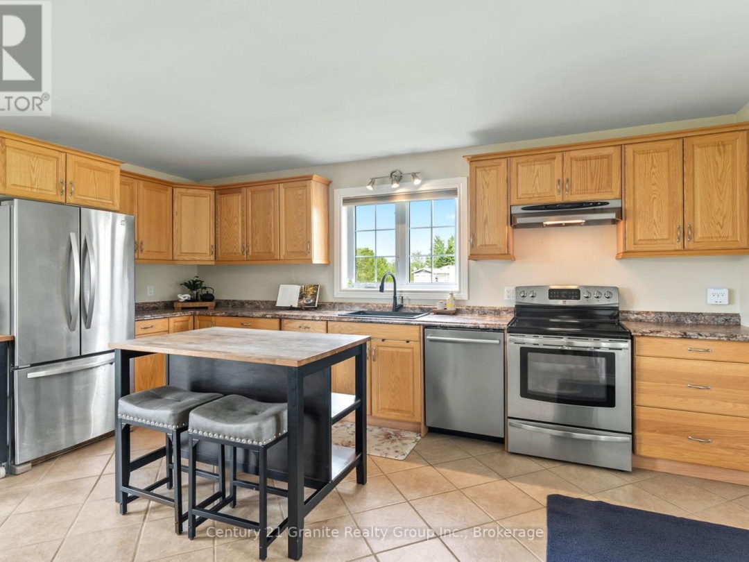 1190 RITCHIE FALLS ROAD, Minden Hills (Snowdon)