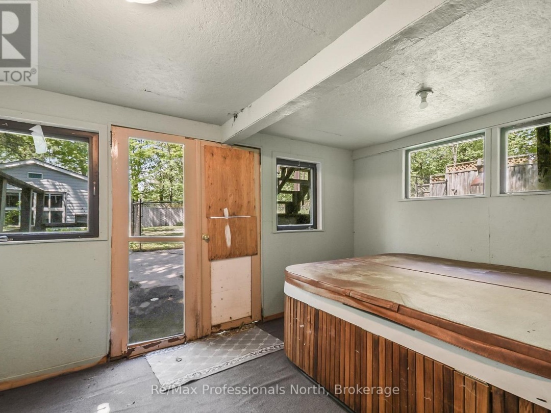 110 FRASER STREET, 