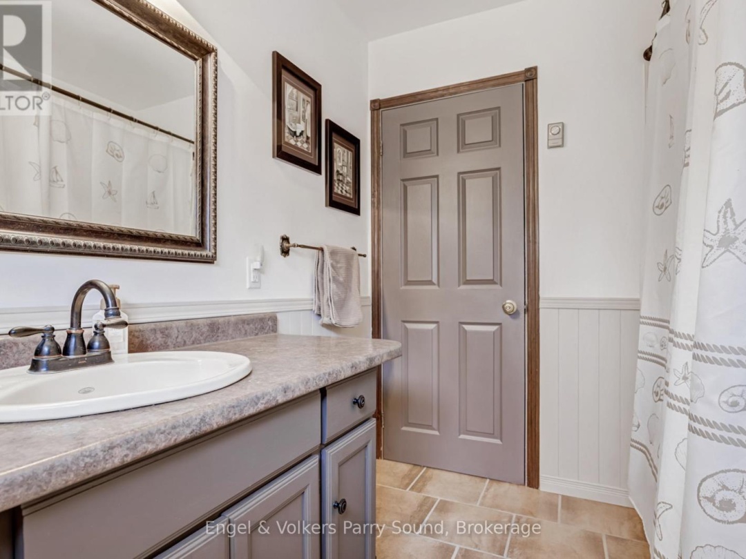 3 SQUIRREL AVENUE, McDougall