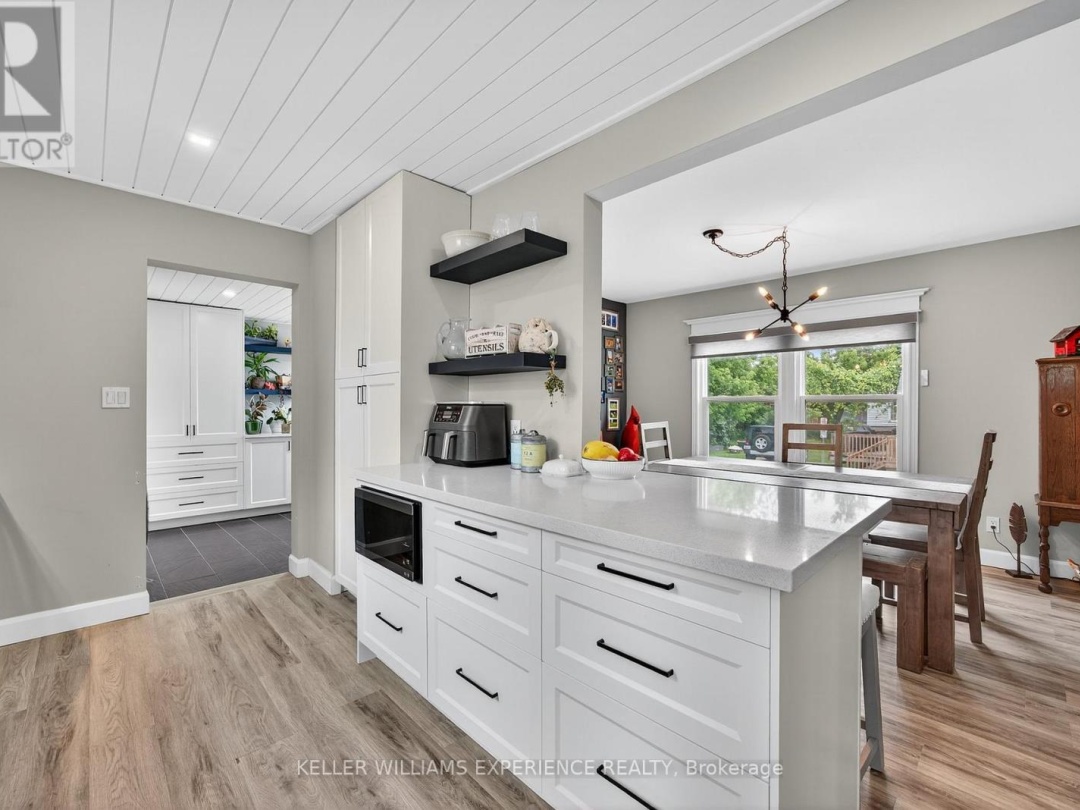 120 DUNLOP STREET, Orillia