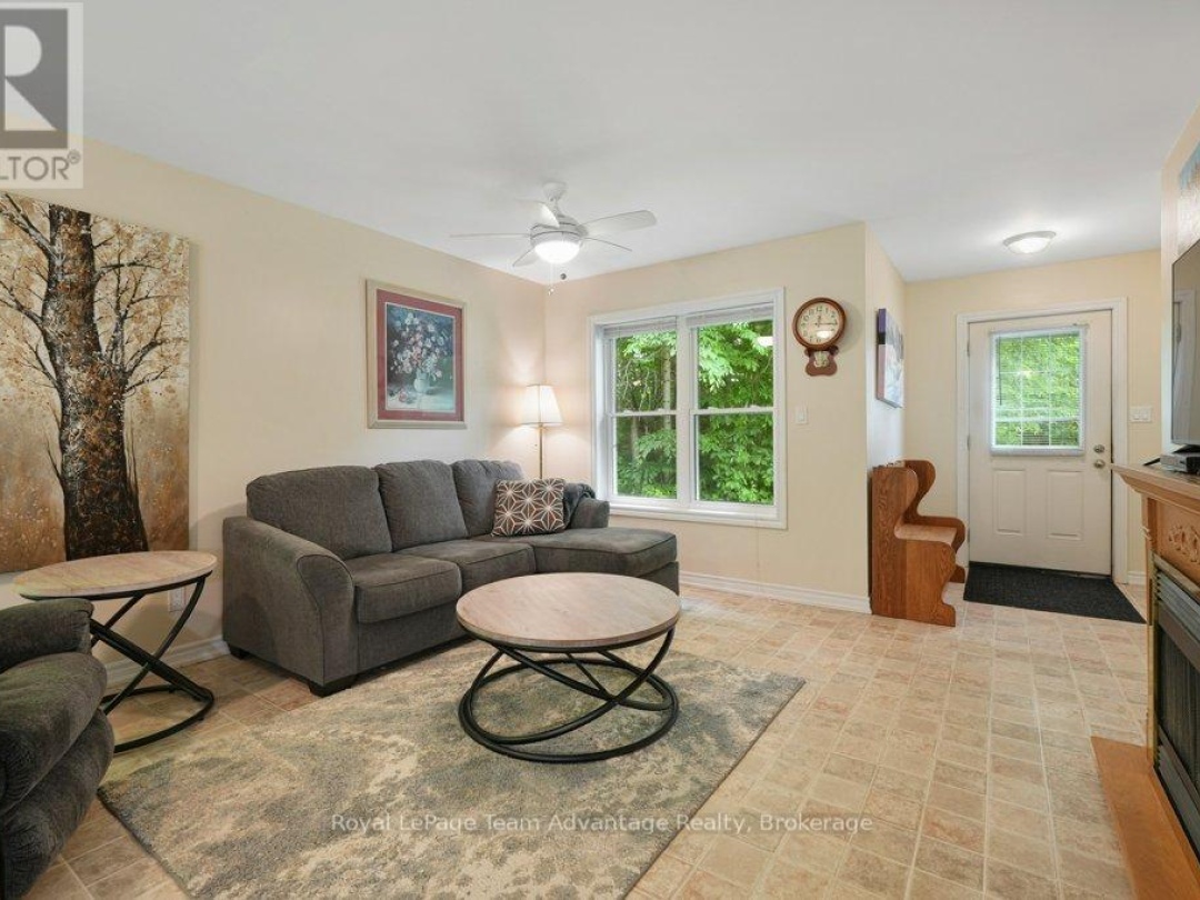 5 - 25 SEGUIN PLACE DRIVE, 