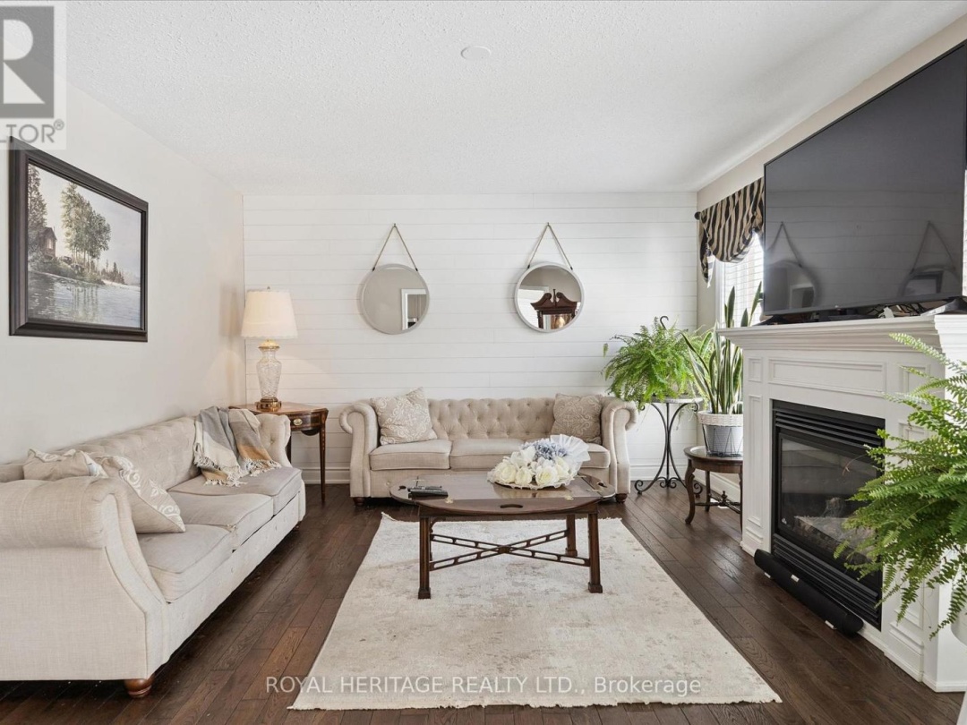 3074 EMPEROR DRIVE, Orillia