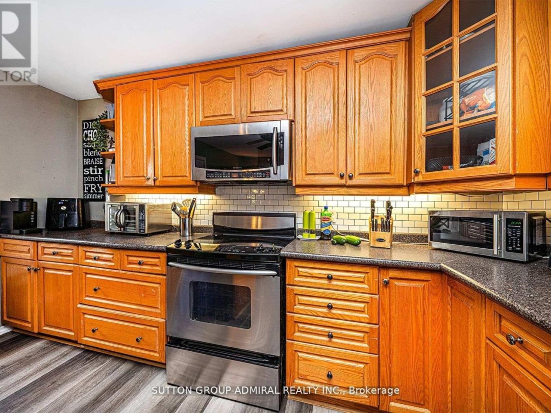 1662 PENLEY ROAD, Severn