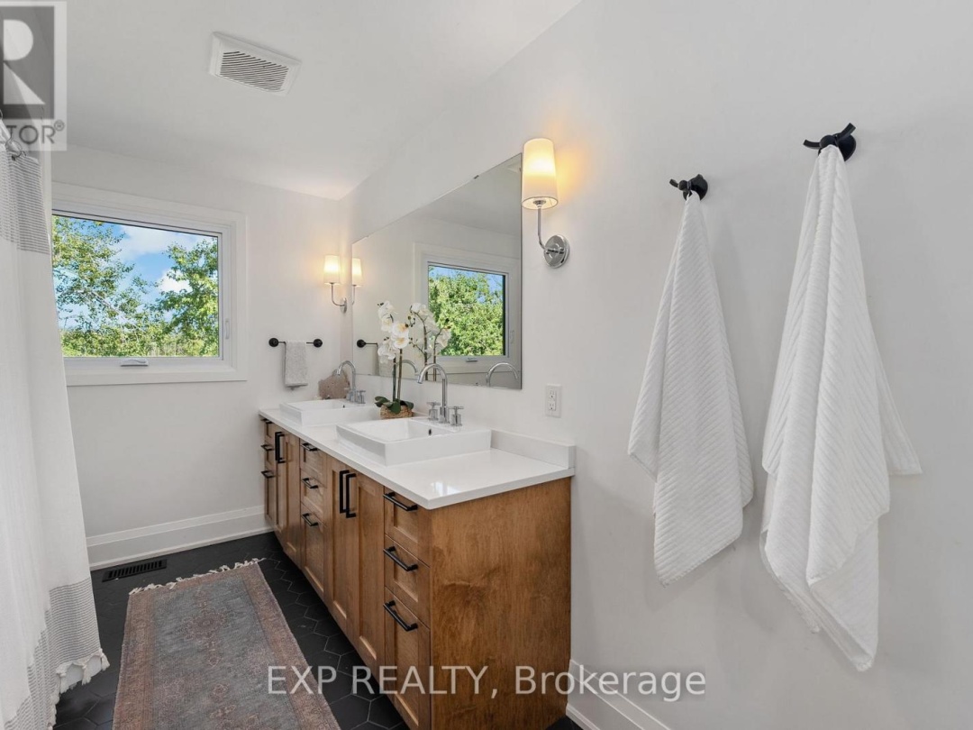 521 COTTAGE ROAD, 