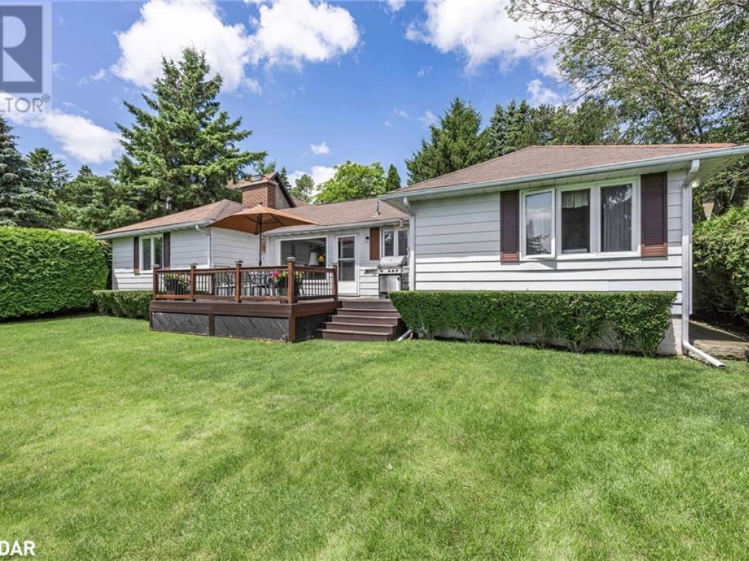 1125 Woodland Drive, Lake Simcoe