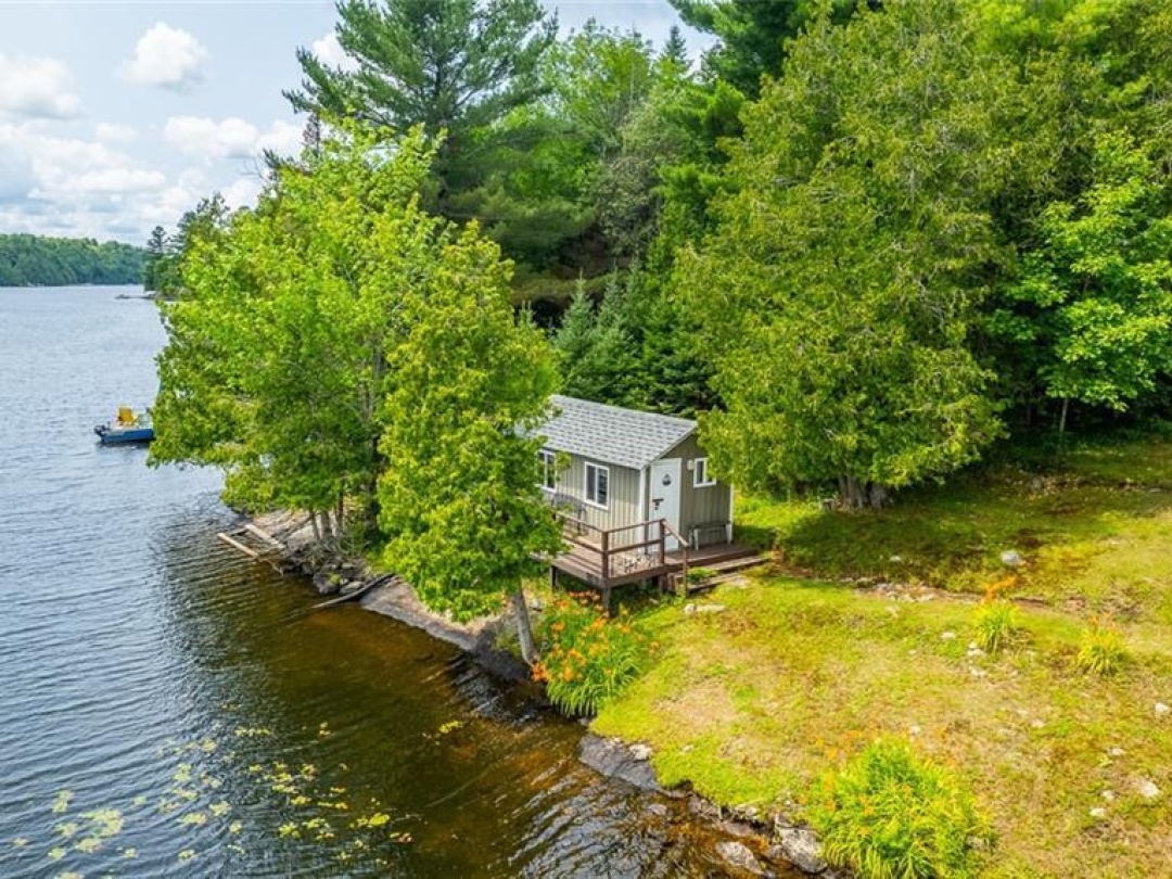 1484 Bat Lake Road, Canning Lake