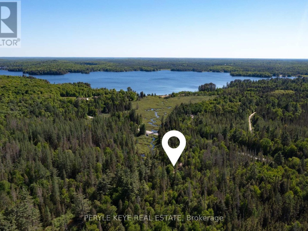 3702 Eagle Lake Road, Parry Sound Remote Area