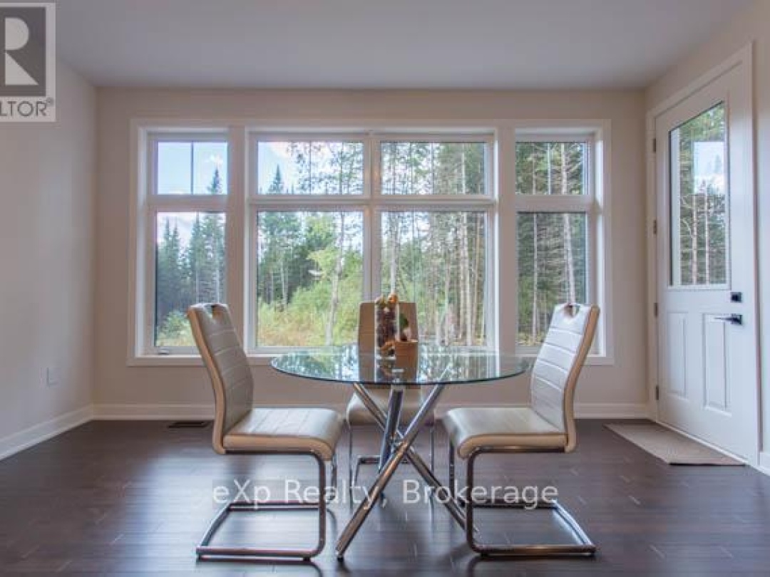 40 - 1052 GREENSVIEW DRIVE, 